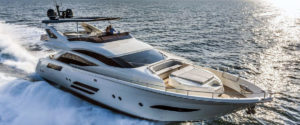 Yacht di lusso in navigazione – Blue 1 Yachting usato nautico